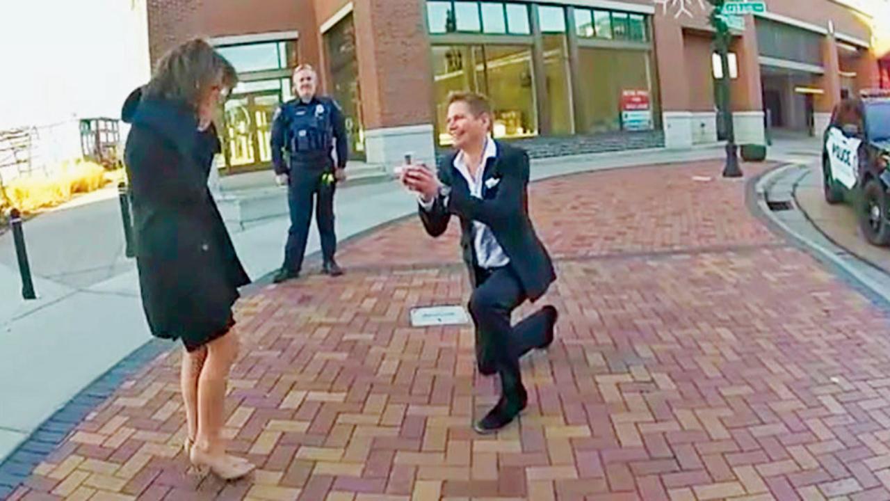 પોલીસ દ્વારા પ્રોપોસલ માં મદદ 